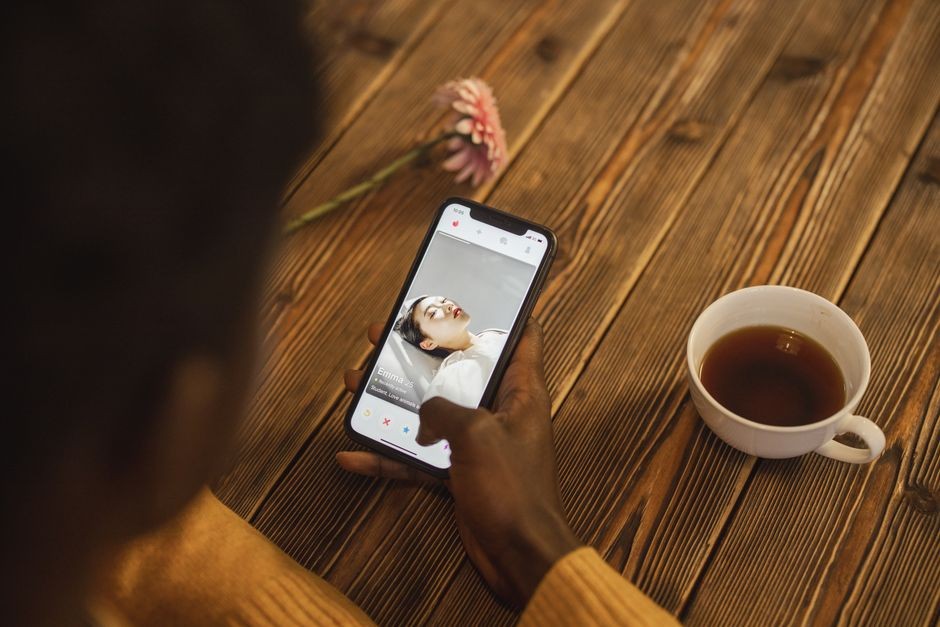 Comparatif des prix : quel site de rencontre extra-conjugale est le plus avantageux ?